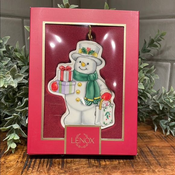 Lenox Porcelain Snowman Ornament With 24k Gold Accents New In Box - Picture 1 of 9